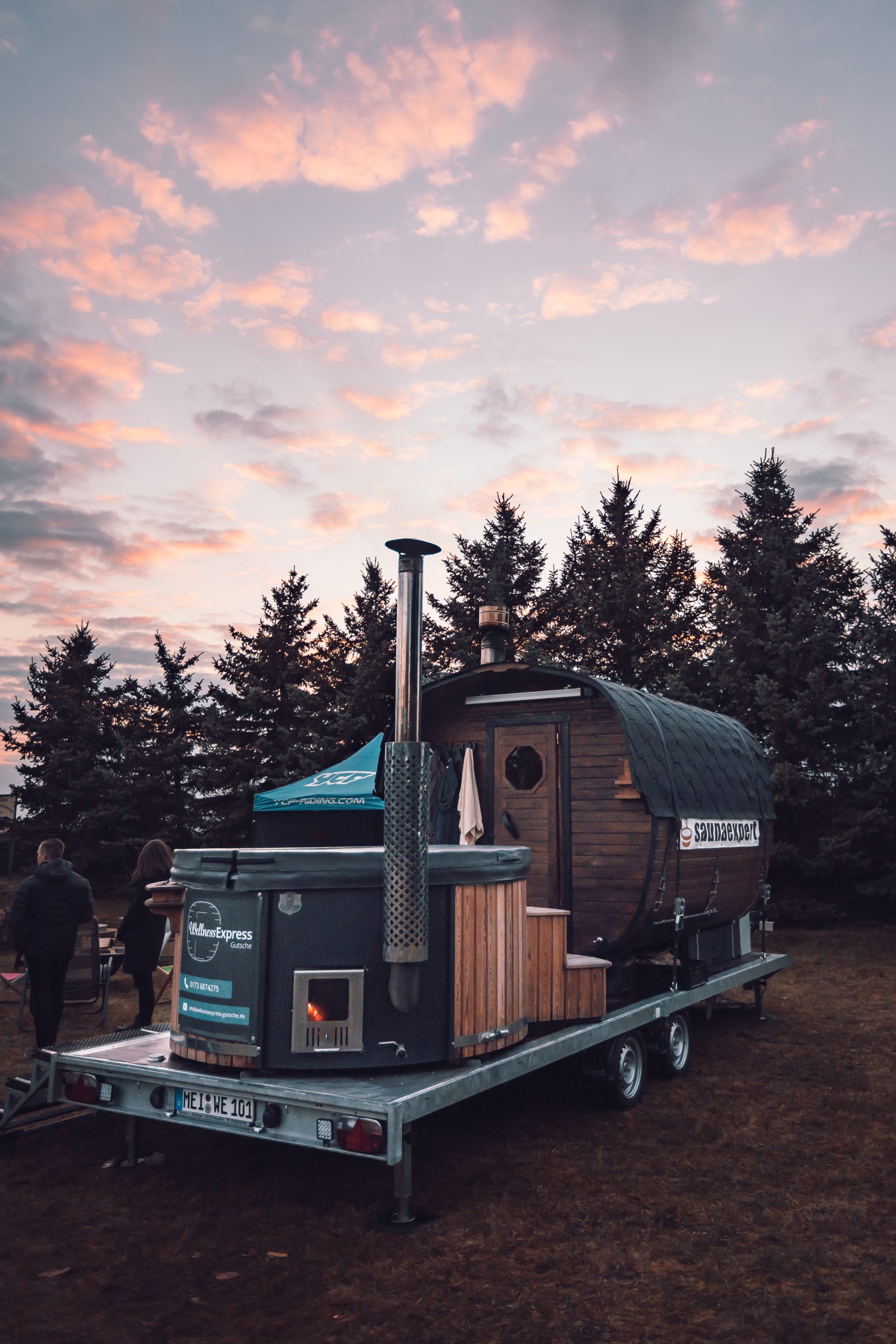 Sauna-Whirlpool Kombi „Löyly“